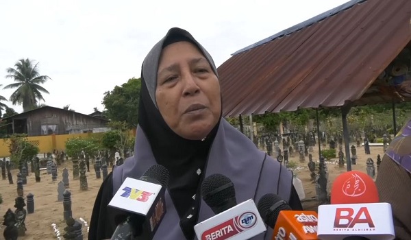 Rohani Saad, ibu kepada Allahyarham Mustaqqeem Mansor yang ditemukan maut di puncak Gunung Liang, Perak / Foto RTM